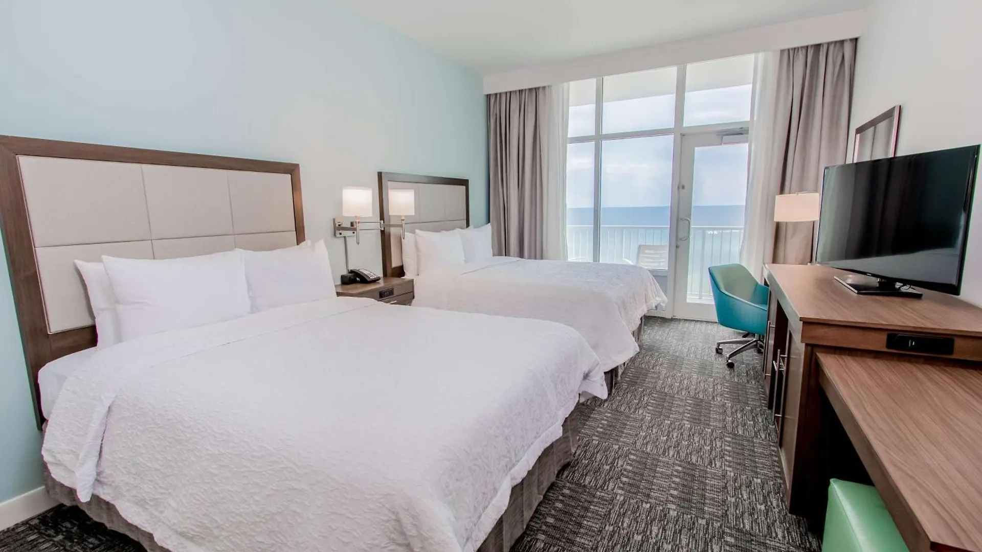 Hotel Hampton Inn & Suites Panama City Beach-Beachfront